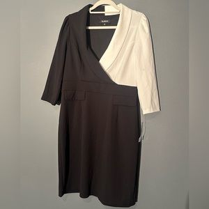 Glamour v neck black and white Cruella dress size 12 wrap dress color block